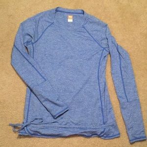 Long sleeve sports shirt